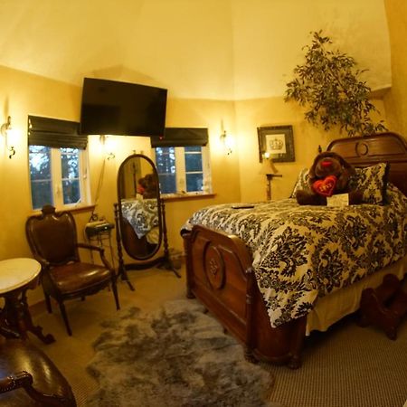 Fleur De Lac Europeran Inn Lake Arrowhead Exterior photo