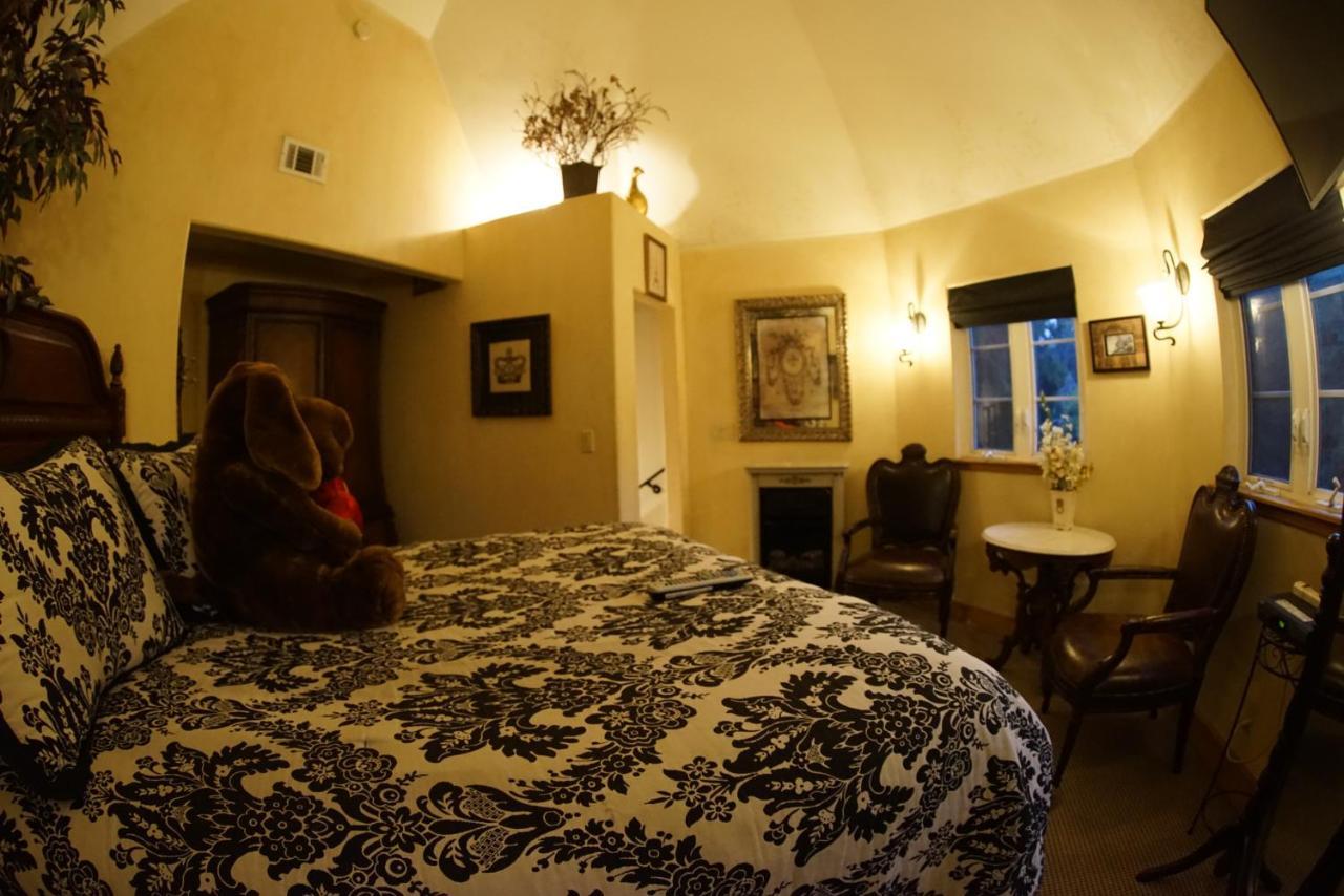 Fleur De Lac Europeran Inn Lake Arrowhead Exterior photo